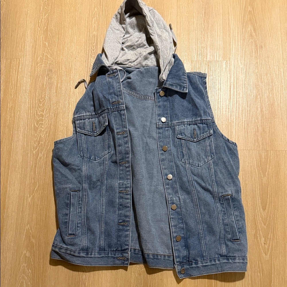 Casual Gray and Blue Vest